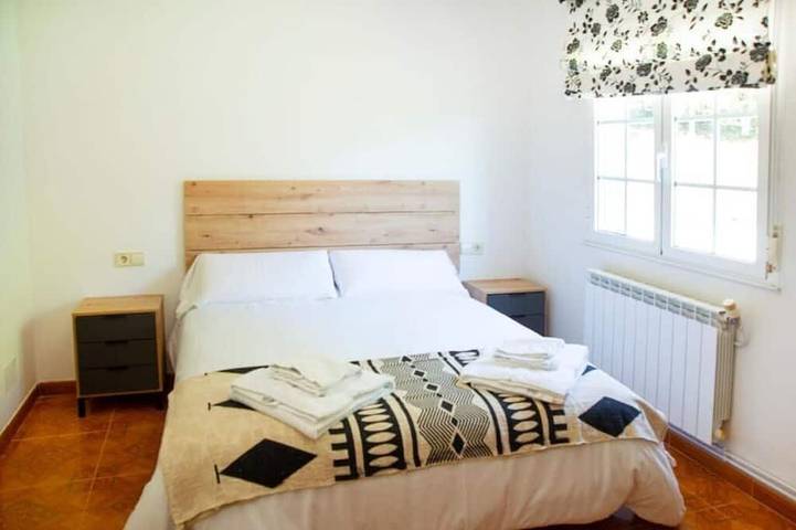A Casiña de Arcos de Furcos, with swimming pool and barbecue in the countryside. Pets allowed in Cuntis, Pontevedra Provinz