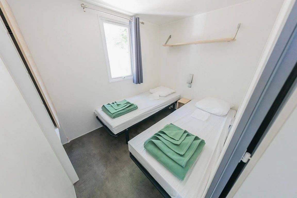 Zecamping 4* animé piscine couverte pet friendly mobil-home Tv 27m2 in Saint-Augustin, Côte de Beauté
