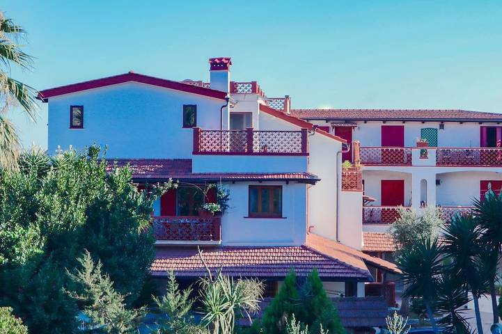 Ferienhaus für 6 Personen, mit Balkon und Garten - 1