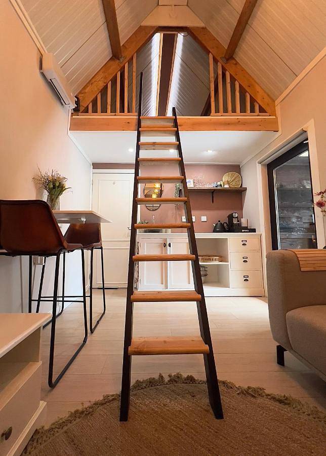 Gîte pour 2 personnes, avec Jacuzzi et Terrasse ainsi que Jardin et Sauna à Heerenveen