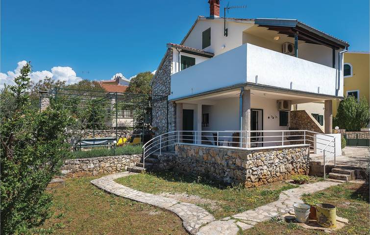 Location de vacances pour 9 personnes, avec Terrasse et Jardin à Zaboric