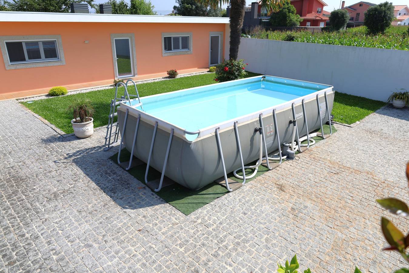 Simpática moradia terrea com piscina in Fonte Boa e Rio Tinto, Parque Natural do Litoral Norte