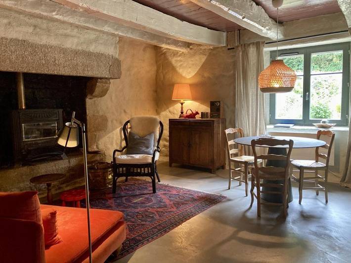 Location de vacances pour 2 personnes, avec sauna ainsi que jardin et jacuzzi à Locmalo