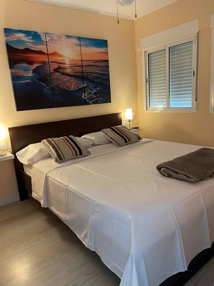 Apartamento entero, Apartamento 'Petit Salou' con balcón, Wi-Fi y aire acondicionado in Platja de Ponent (Salou), Salou
