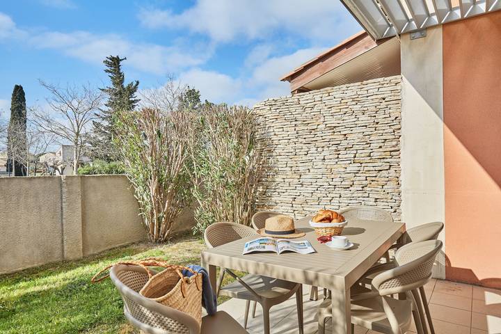 Ferienwohnung für 6 Personen, mit Balkon und Pool in Aigues-Mortes