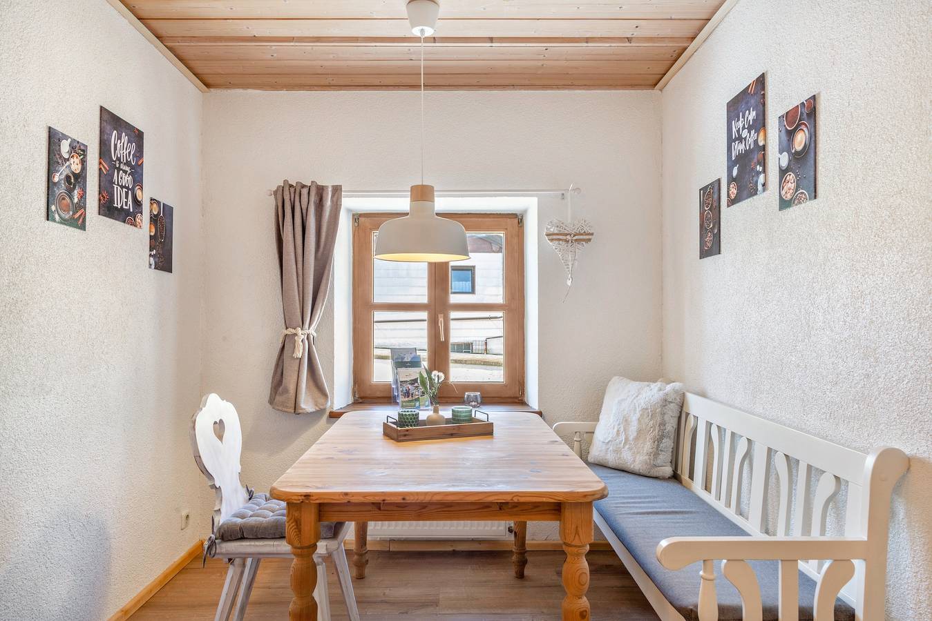 Ganze Wohnung, Apartment 'Fewo Edelweiss' mit privater Sonnenterrasse und Wlan in Breitenberg, Ostbayern