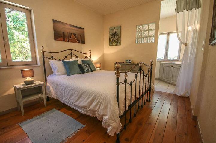 Location de vacances pour 6 personnes, avec jardin et terrasse à Tourbes - 2