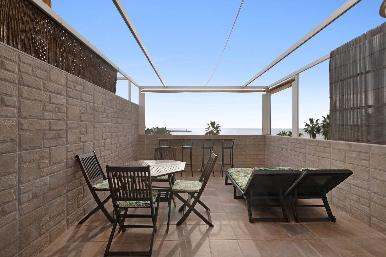 Entire apartment, Apartment 'Ole Playa' with Sea View, Wi-Fi and Air Conditioning in Benalmádena Costa, Benalmádena
