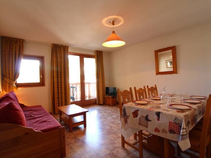 Ganze Wohnung, Zentral gelegenes Apartment für 6 Personen nahe der Pisten in Val-Cenis in Lanslevillard, Region Saint-Jean-de-Maurienne