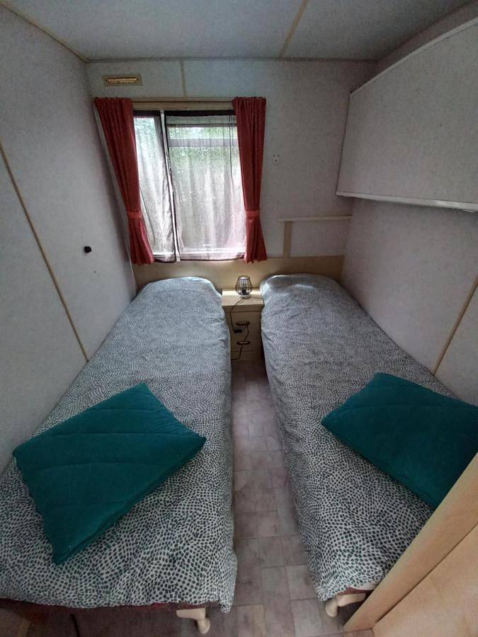 Location de vacances pour 4 personnes, avec terrasse et vue sur le lac à Brosses - 2