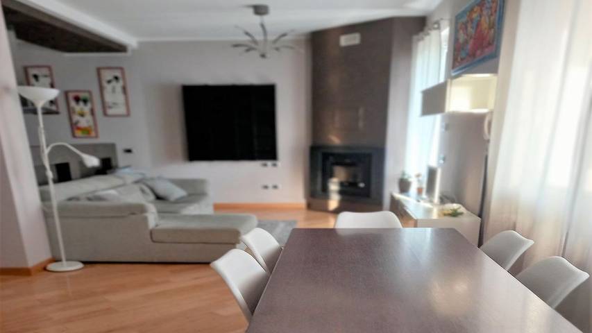 Ferienwohnung für 4 Personen, mit Garten und Terrasse sowie Pool am Iseosee
