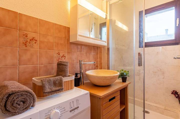 Gîte pour 4 personnes, avec Balcon à Bourisp - 3