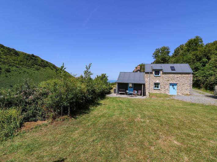 Cottage for 2 people, with garden in Cardigan Bay