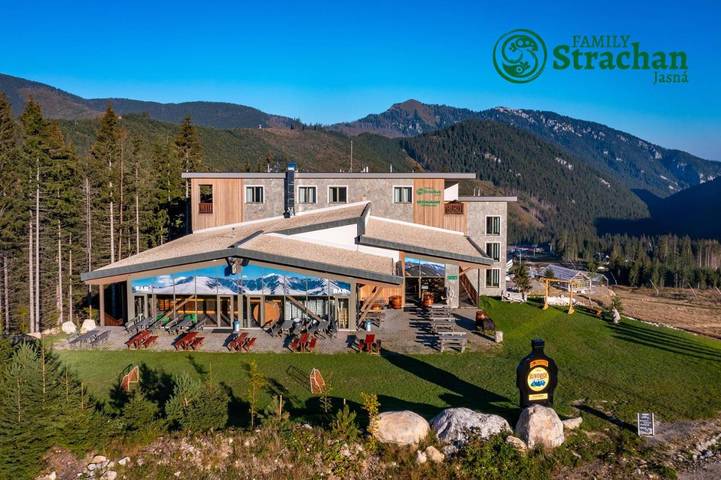 Hotel dla 2 osób, z jacuzzi i sauna oraz basen dla dzieci i ogród, zwierzęta dozwolone w Demianowska Dolina