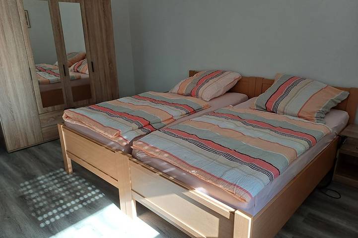 Ferienwohnung für 2 Personen, mit Terrasse in Neunkirchen - 2