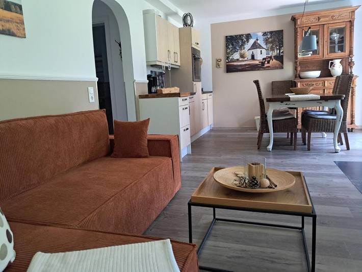 Ferienwohnung für 3 Personen, mit Terrasse und Garten sowie Ausblick in Roetgen