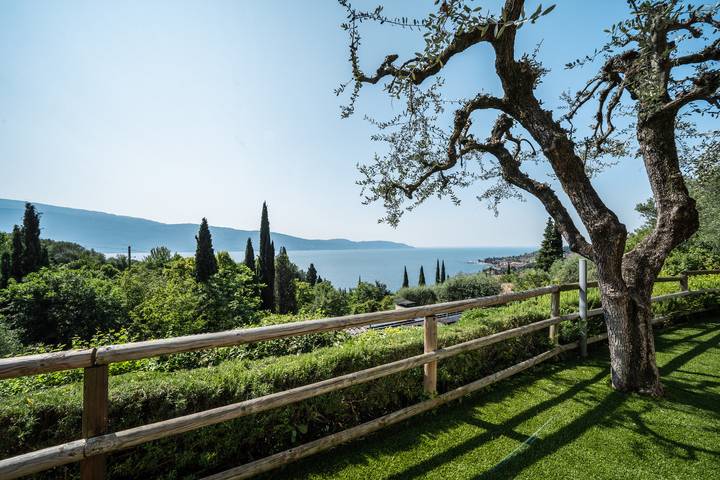 Ferienwohnung für 2 Personen, mit Garten und Seeblick in Gargnano - 2