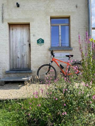 Location de vacances pour 7 personnes, avec terrasse et vue ainsi que sauna et jardin à Ellezelles - 3