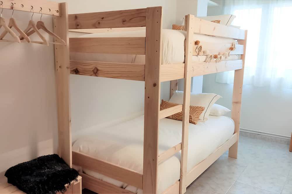 Apartamento entero, Apartamento ideal para el disfrute de la naturaleza y tomarse un tiempo de calma in Olot, Parc Natural de Zona Volcànica de la Garrotxa