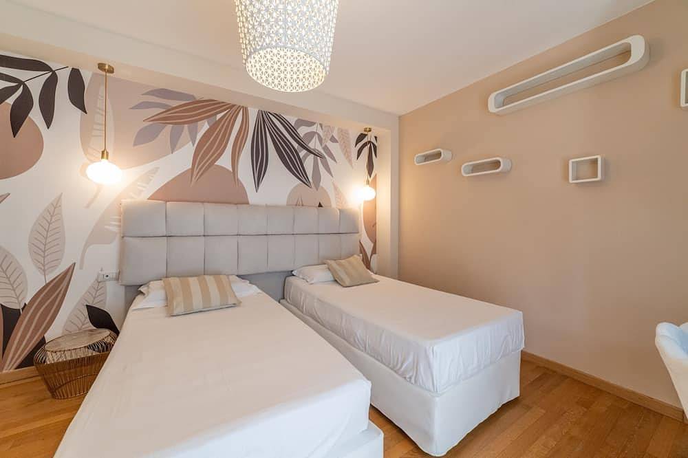 Appartamento intero, Villa Mastrissa - Villa privata design con 2 piscine e 4 camere da letto in Castelmola, Provincia di Messina