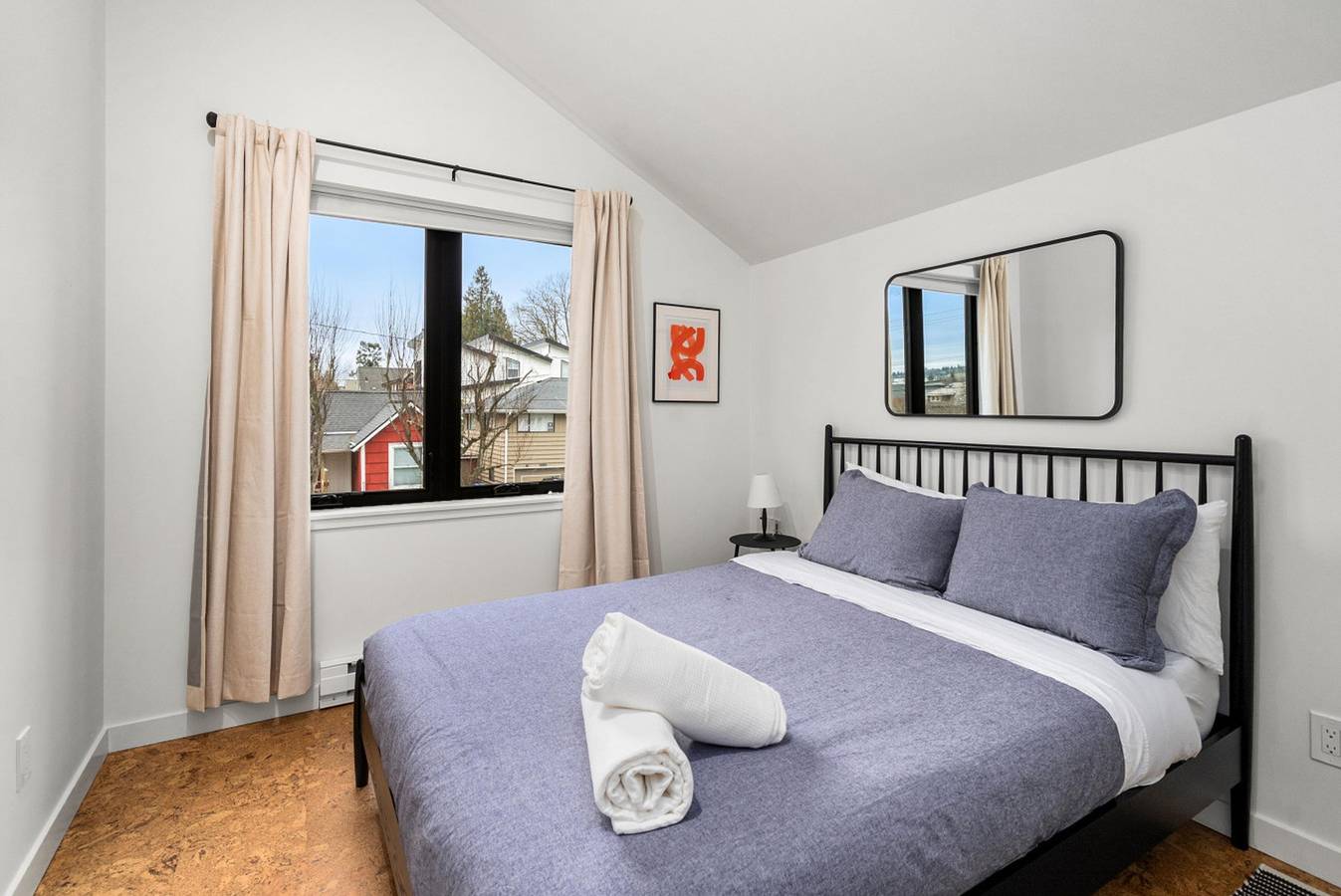 Modern Home in Ballard | Workspace + Ev Parking in Seattle, King County