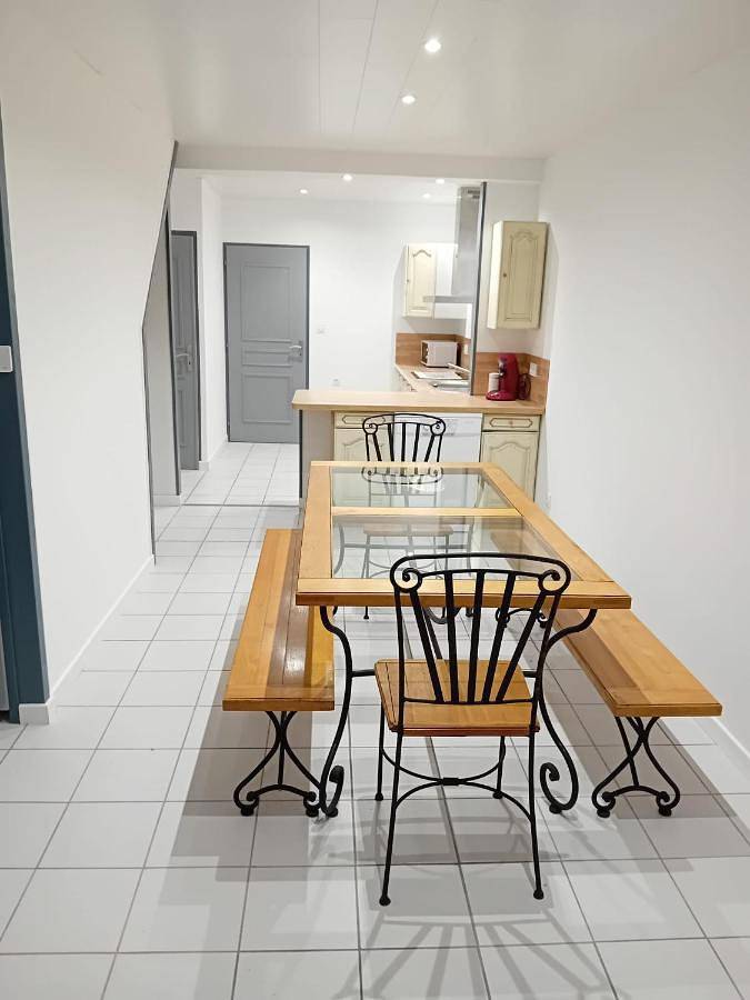 Location de vacances pour 7 personnes, avec vue dans Cour-Saint-Maurice