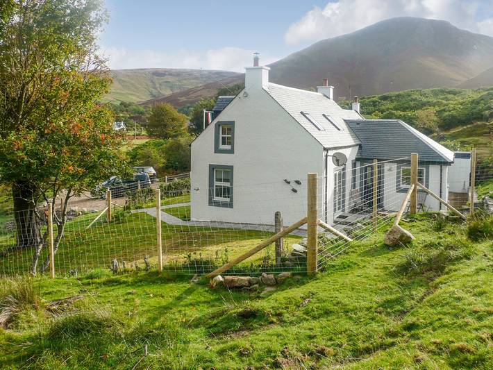 Holiday rental for 4 people, with garden, with pets on Isle of Arran