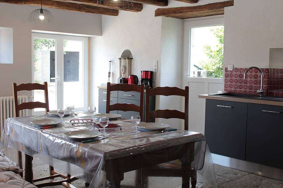 Gîte de charme avec jardin et TV, à 1,5 km de la plage in Marigny (franche-Comté), Lac De Chalain