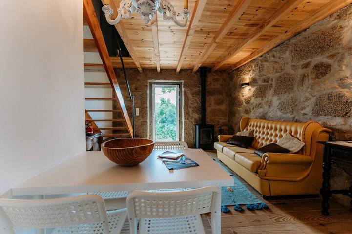 Casa de férias para 4 pessoas, com Terraço e Jardim e ainda Piscina Nas Aldeias do Xisto
