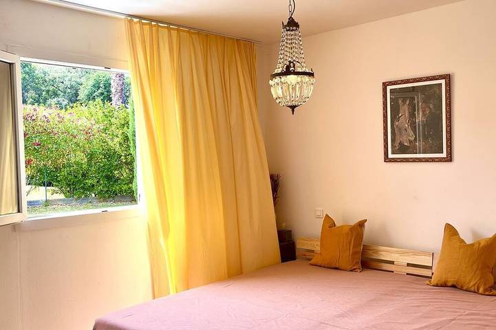 Gîte pour 4 personnes, avec jardin ainsi que terrasse et piscine à Santa-Lucia-di-Moriani - 4