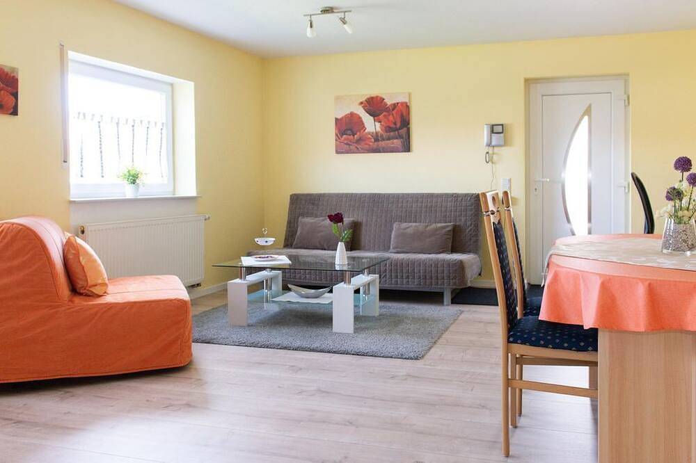 Ganze Wohnung, Ferienwohnung Just - Appartement/Fewo, Dusche oder Bad, Wc, 1 Schlafrau in Schönenberg-Kübelberg, Saar-Nahe-Bergland