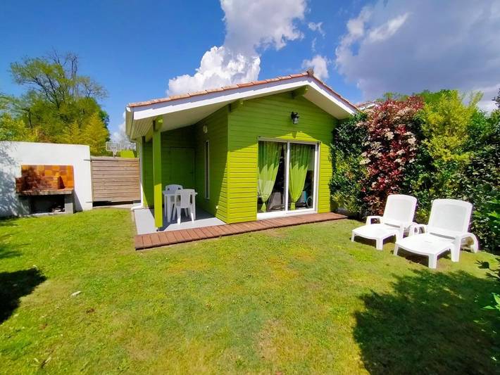 Location de vacances pour 2 personnes, avec jardin et vue à Brach
