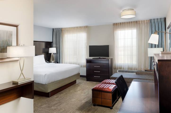 Staybridge Suites Sacramento - Folsom in Folsom, Sacramento County