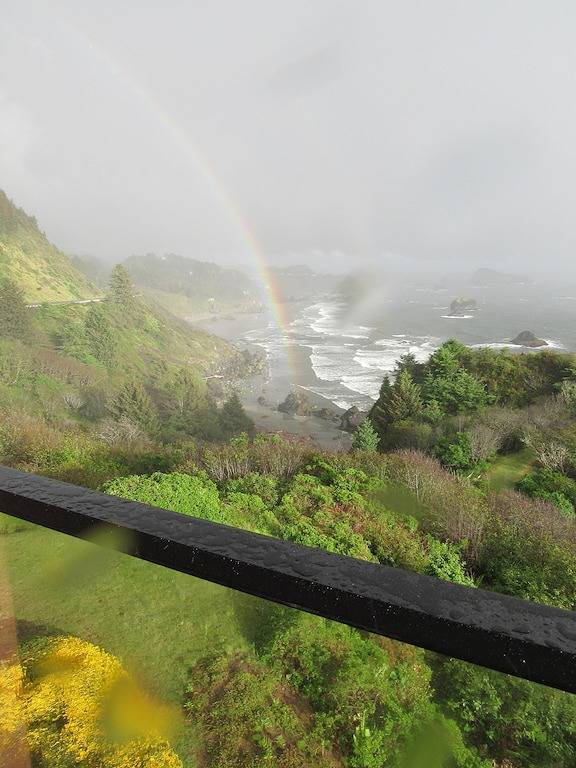 Ganze Wohnung, Jaw-Dropping View, Wanderwege, Familie, Tag zur freien Verfügung, Kamin, Privatstrand, mit einem Gatter versehen und sauber in Curry County