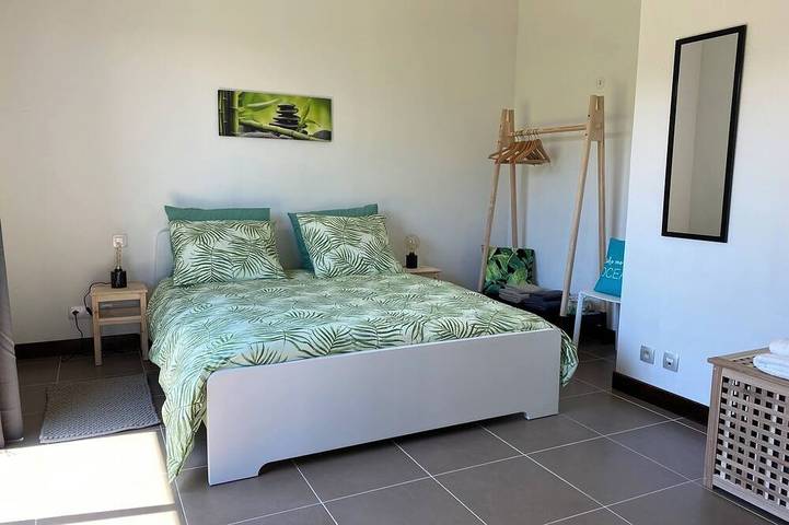 Location de vacances pour 6 personnes, avec Terrasse et Jardin à Fermanville - 2
