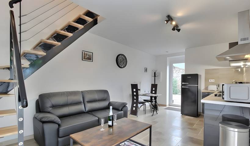 Ferienhaus für 2 Personen, mit Whirlpool und Garten sowie Sauna, kinderfreundlich - 1
