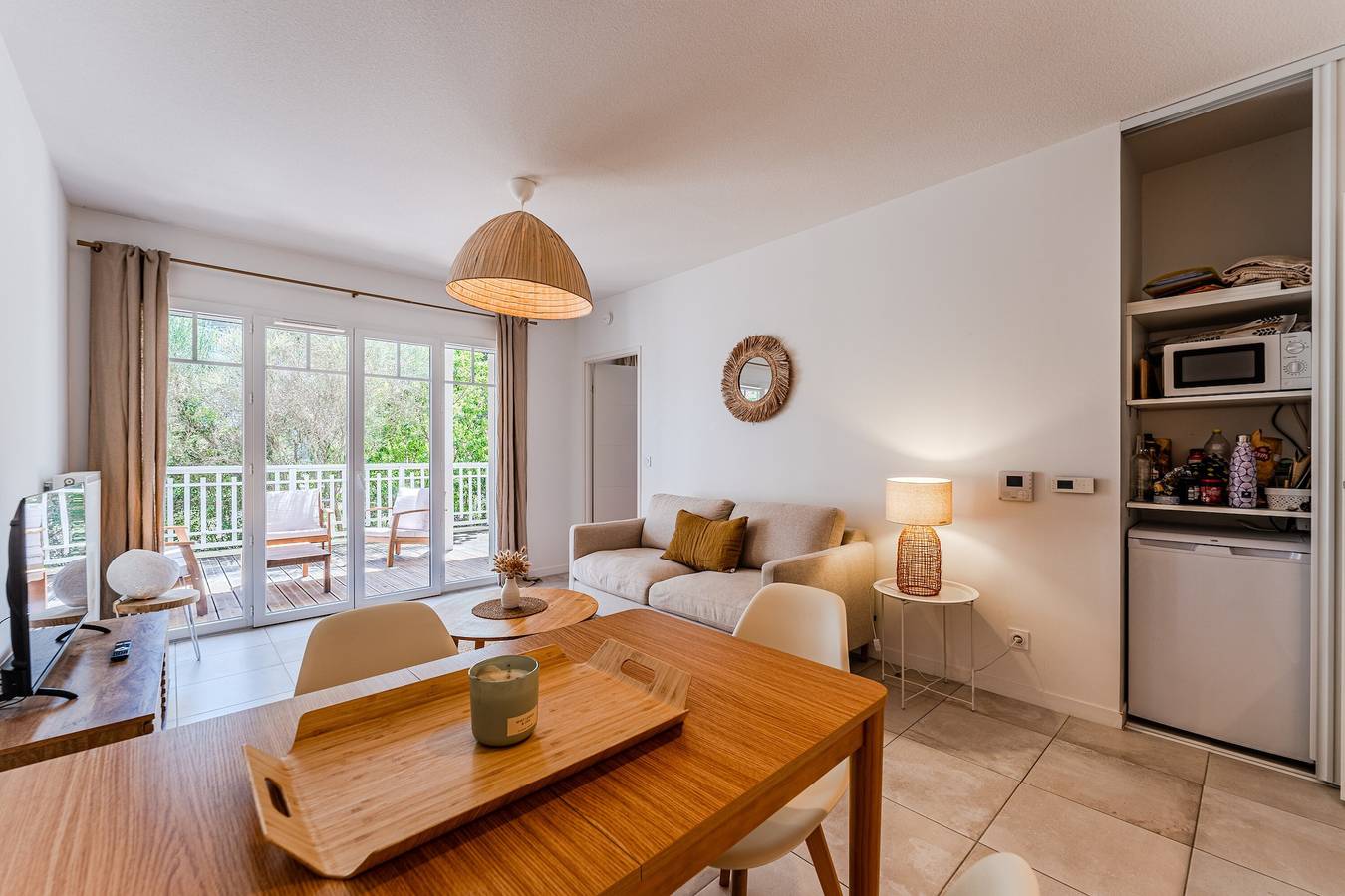 Ganze Wohnung, Appartement „Cocon Des Sables-Bassin d’Arcachon“ mit Gemeinschaftspool, privater Terrasse und Wlan in La Teste-de-Buch, Arcachon und Umgebung
