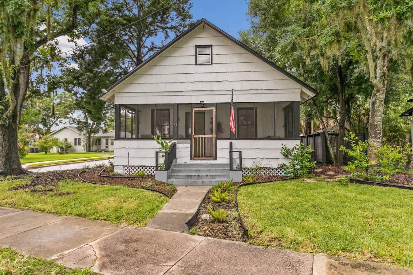 Cozy Bungalow Near Shops-St Augustine in St. Augustine, St. Johns County