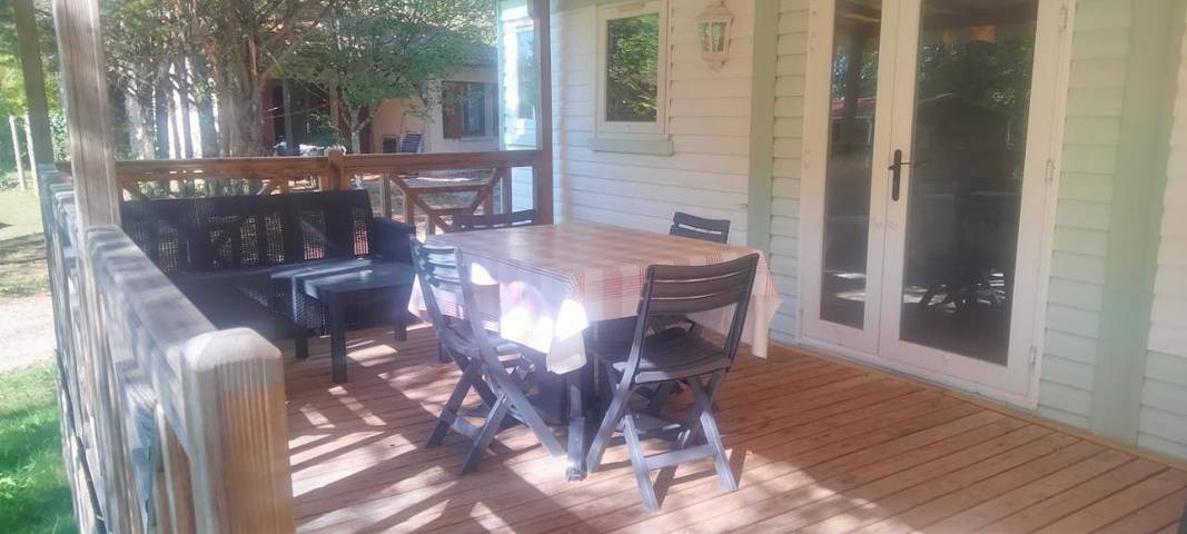 Maison de campagne pour 6 personnes, avec jardin ainsi que piscine et jacuzzi, animaux acceptés à Dévillac - 4