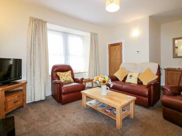 Log Cabin for 2 People in Fife region, Lowlands, Photo 3