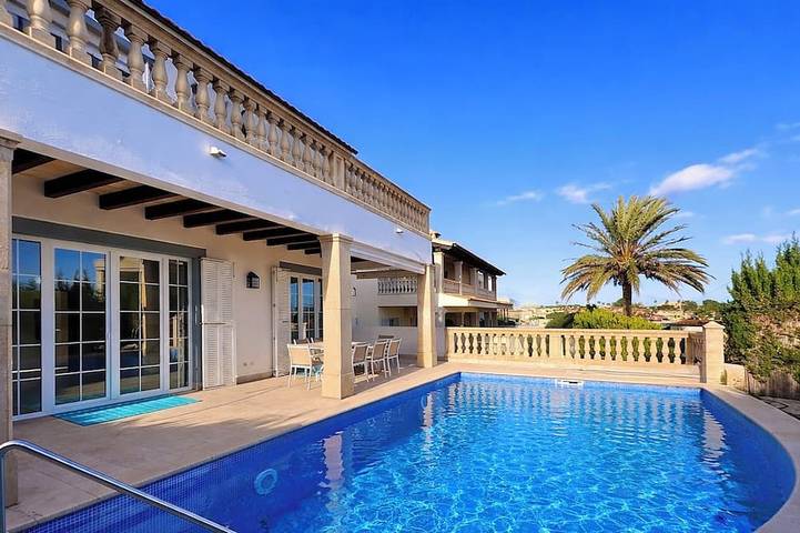 Ferienhaus für 8 Personen, mit Garten und Balkon - 1