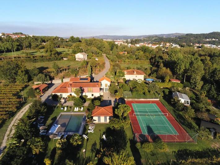 Casa de férias para 2 pessoas, com Varanda e Terraço e ainda Jacuzzi and Jardim em Fafe