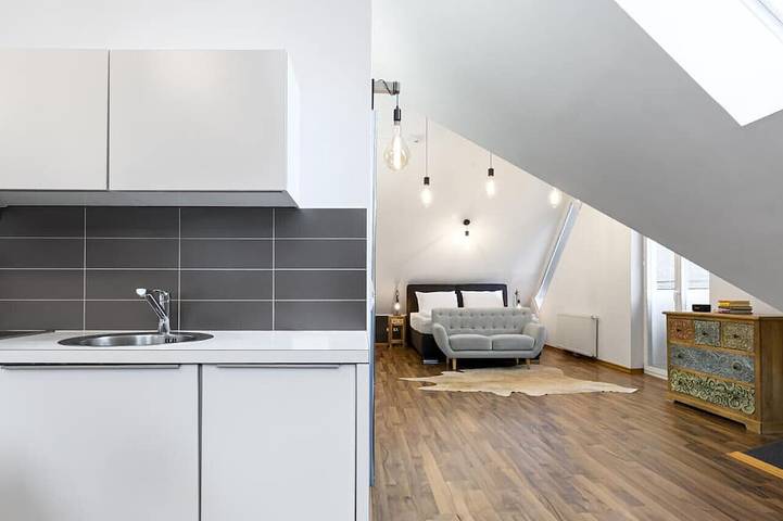 Ganze Wohnung, Modernes Loft-Penthouse mit 6 m Raumhöhe für 2–4 Personen in Hohe Tauern, Bad Gastein