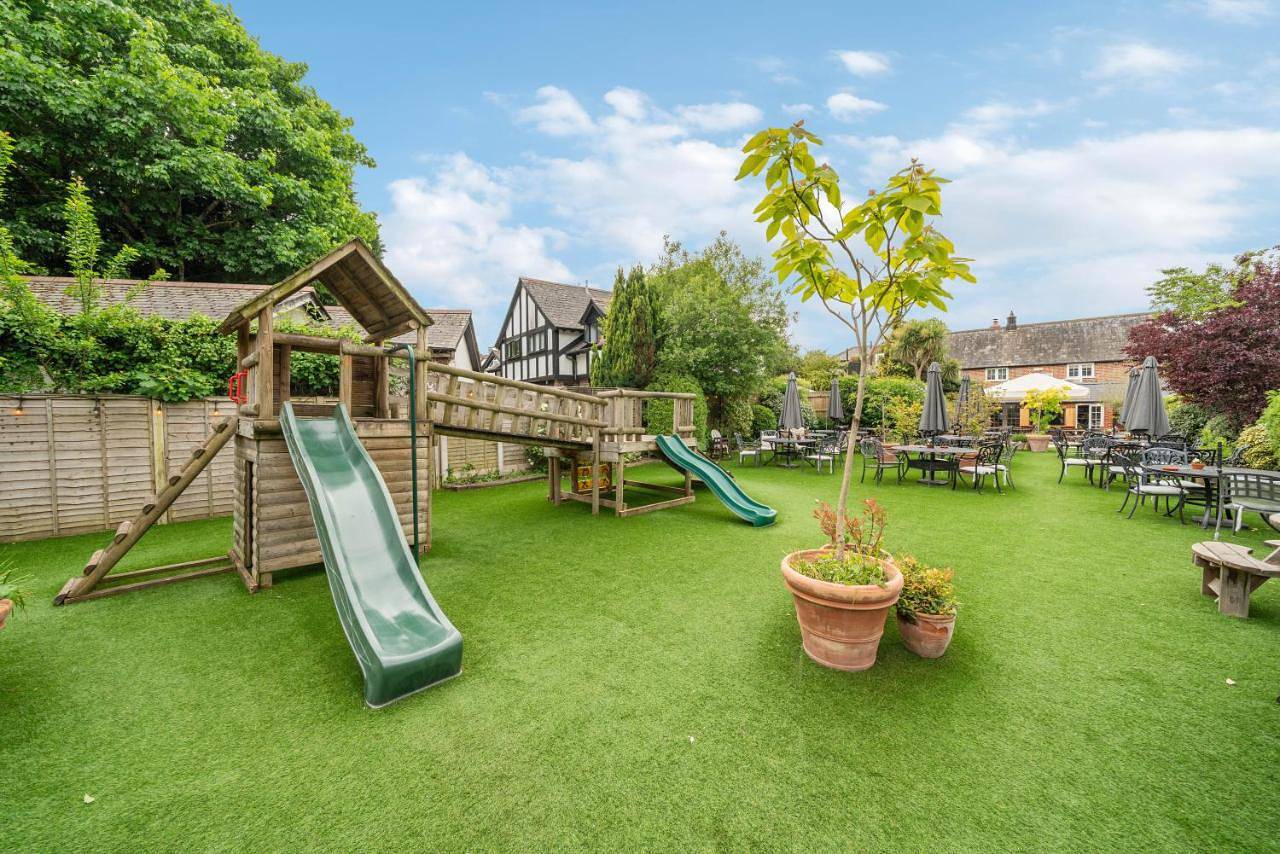 Entire apartment, Two-Bedroom Apartment in Brockenhurst, Hampshire