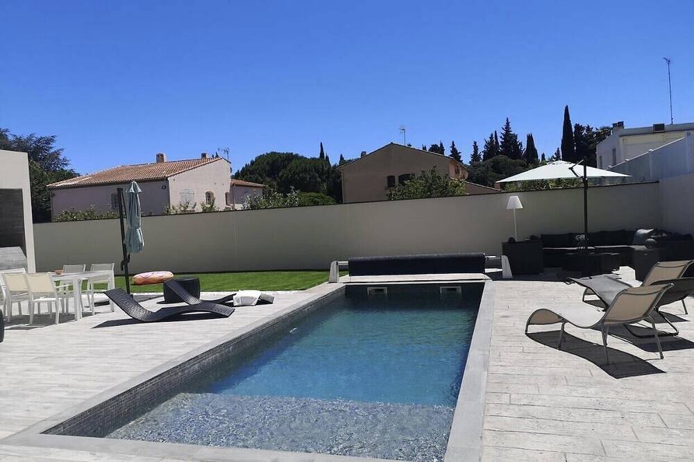 Villa pour 10 Personnes dans Béziers, Région de Béziers