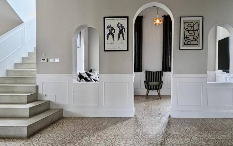 Location de vacances pour 23 personnes, avec terrasse et vue ainsi que jardin et piscine, animaux acceptés à Cabestany - 4