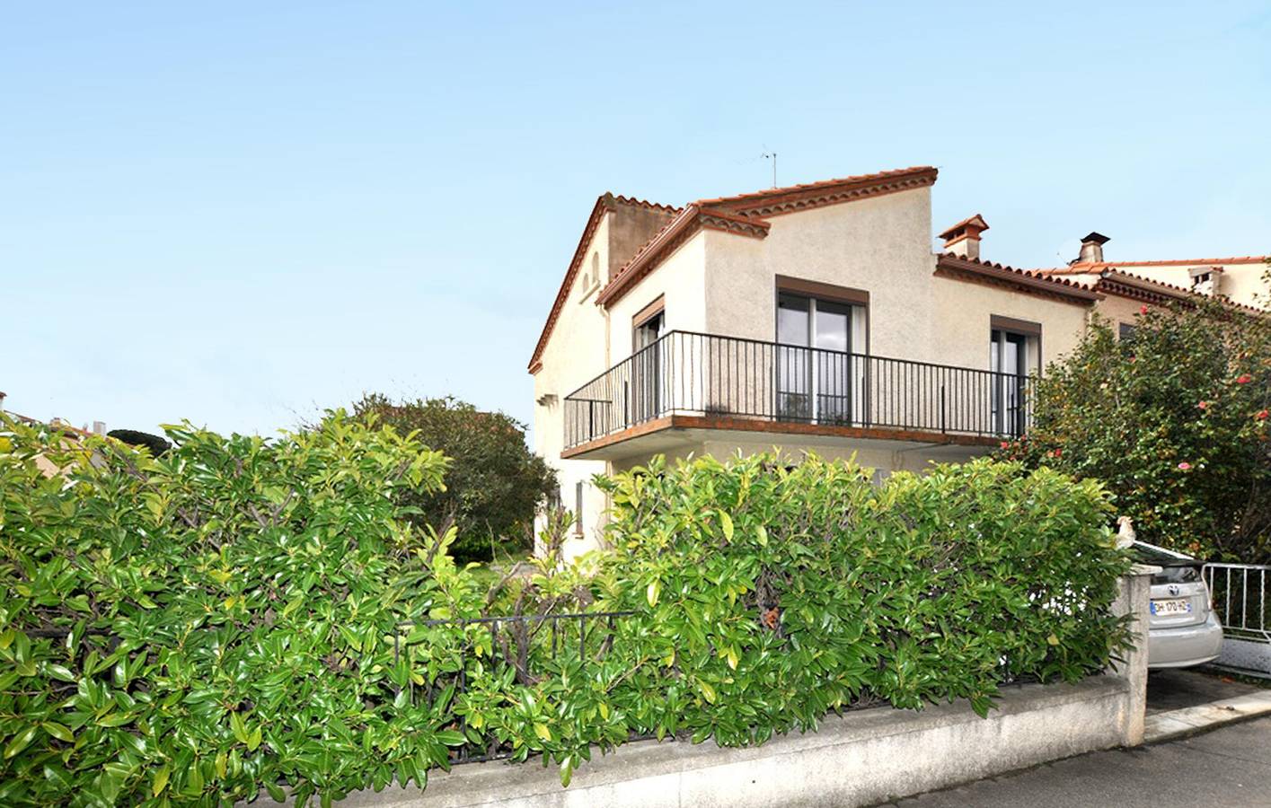 Cozy 1-BR Apartment with WiFi & Parking, Steps from Le Tech River in Le Boulou, Céret region