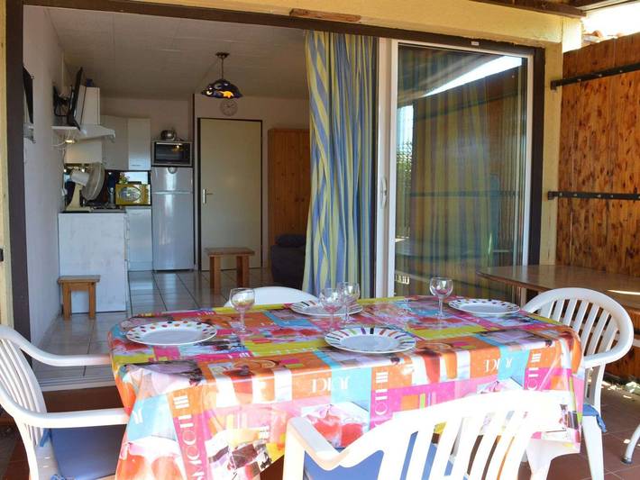 Gîte pour 4 personnes, avec piscine à Fleury - 2