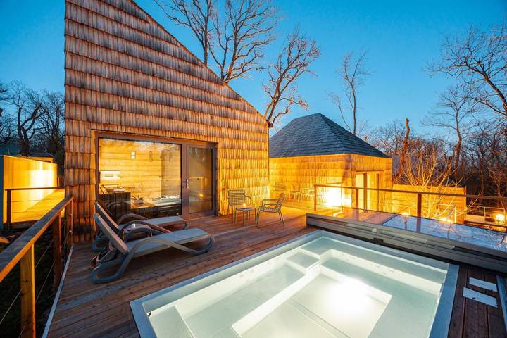 Ferienanlage für 4 Personen, mit Sauna und Whirlpool sowie Garten am Balaton