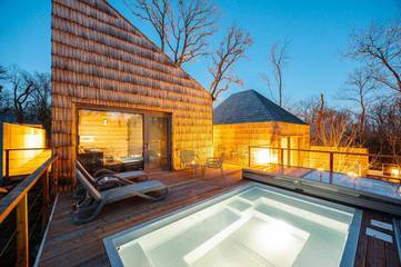 Ferienanlage für 4 Personen, mit Whirlpool und Sauna sowie Garten am Balaton
